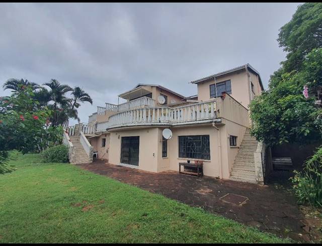 6 BEDROOM HOUSE FOR SALE IN UMHLANGA CENTRAL